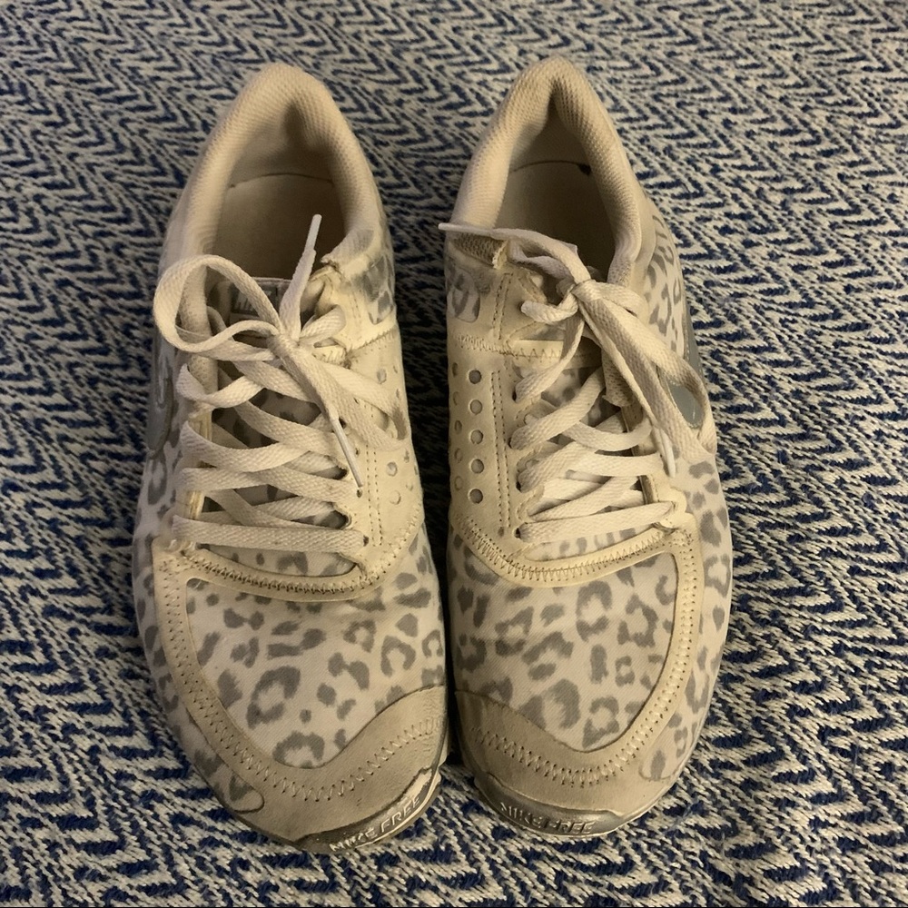 NIKE Free 5.0 White & Gray Leopard